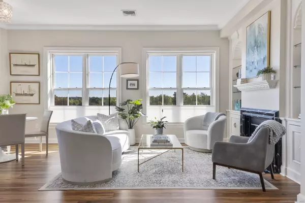 85 Memorial Road #APT 512, West Hartford, CT 06107