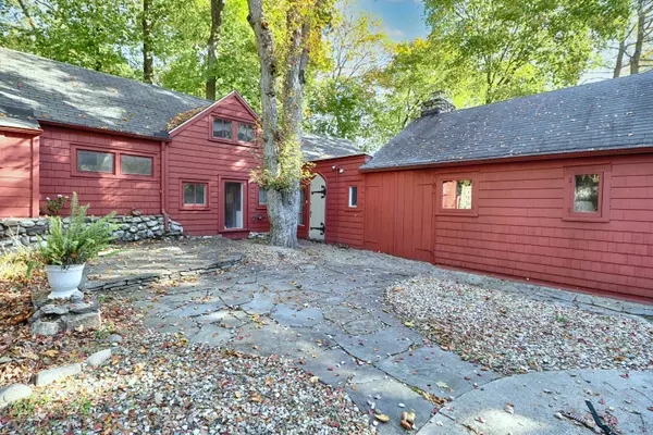 Westport, CT 06880,23 Bridge Street