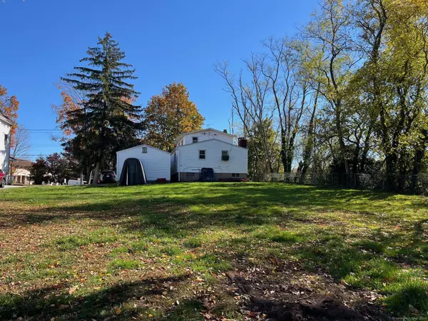 East Haven, CT 06513,30 Thompson Street