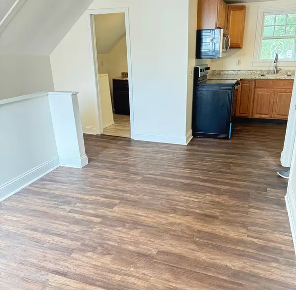 Colchester, CT 06415,23 Hayward Avenue #Cottage