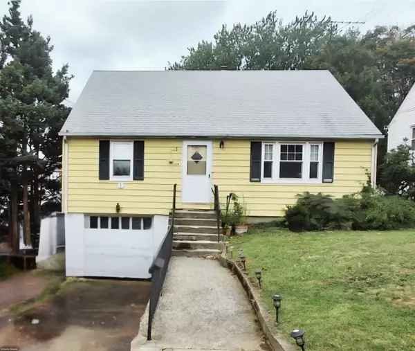 114 Oxford Street, Bridgeport, CT 06606