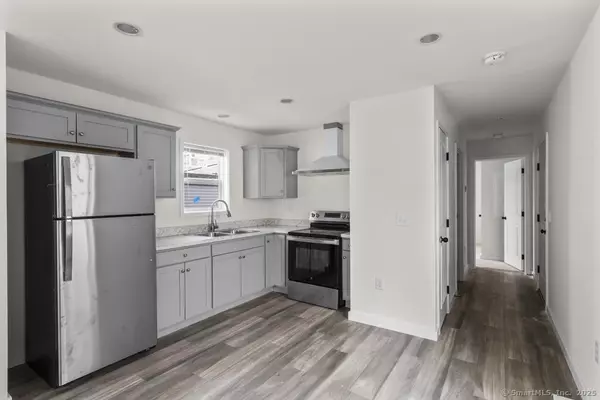 Newtown, CT 06470,55 Sugar Street #10