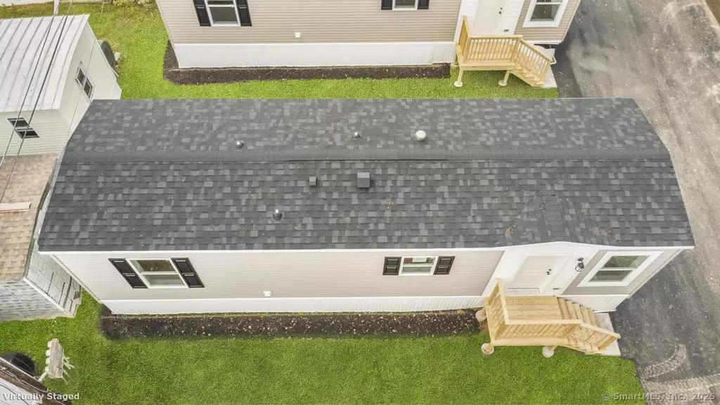 Newtown, CT 06470,55 Sugar Street #12