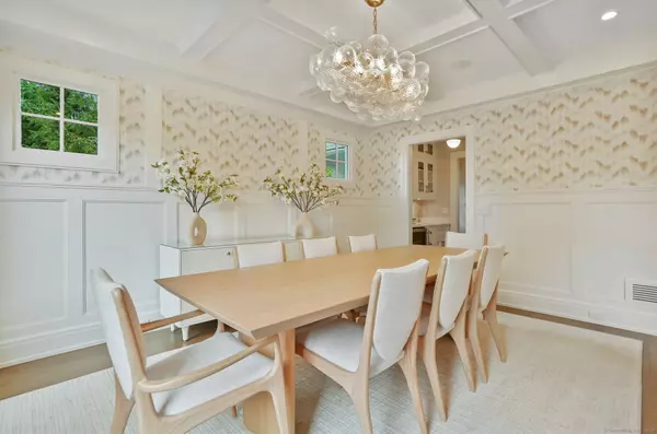 Westport, CT 06880,28 Norwalk Avenue