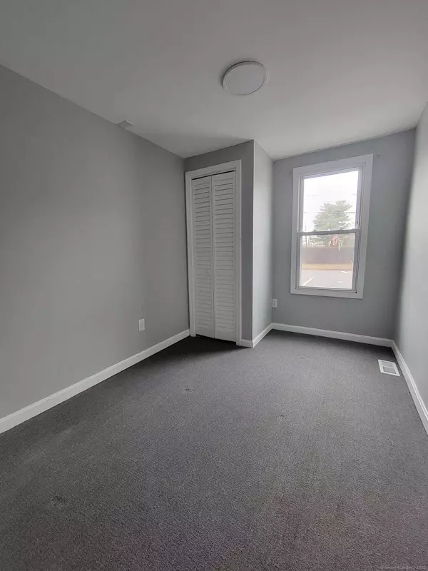 Milford, CT 06460,158 Chapel Street #1