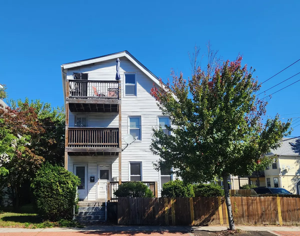 West Haven, CT 06516,941 Campbell Avenue