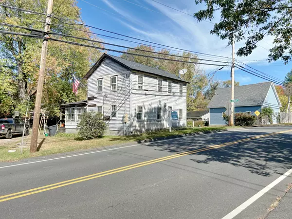 25 Riverside Road, Newtown, CT 06482
