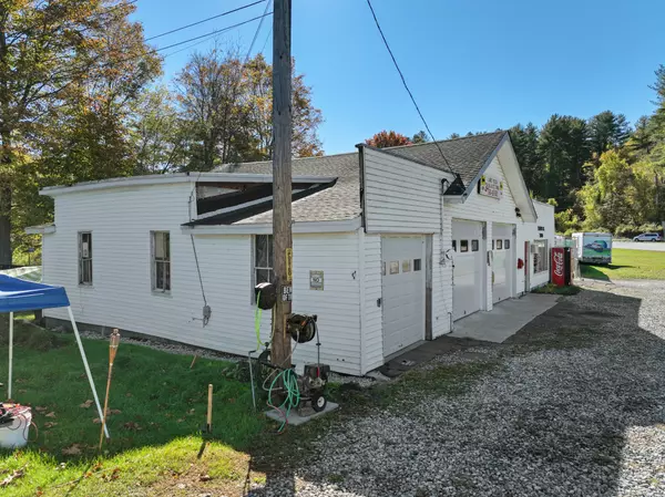 Salisbury, CT 06031,105 & 109 US-7