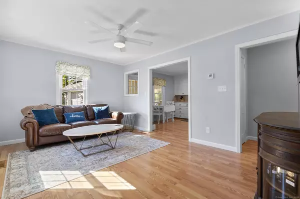 Bristol, CT 06010,3 Topview Terrace