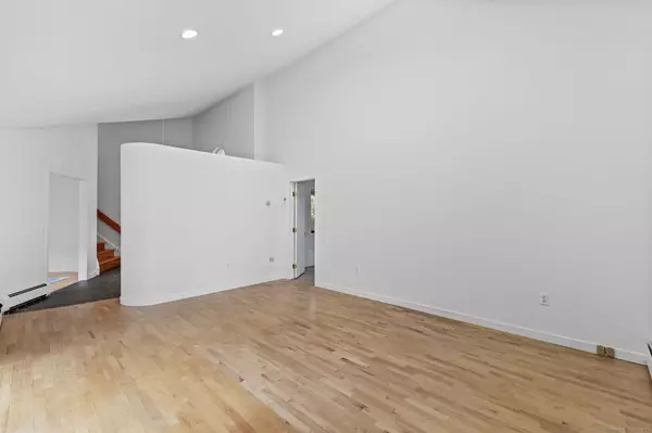 Ridgefield, CT 06877,47 Old South Salem Road