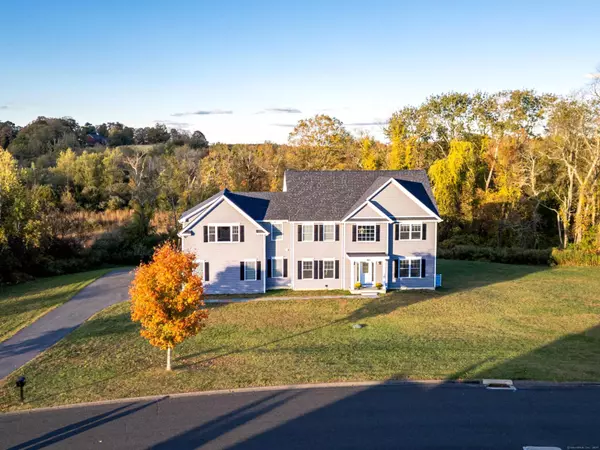New Milford, CT 06776,85 Weathervane Drive