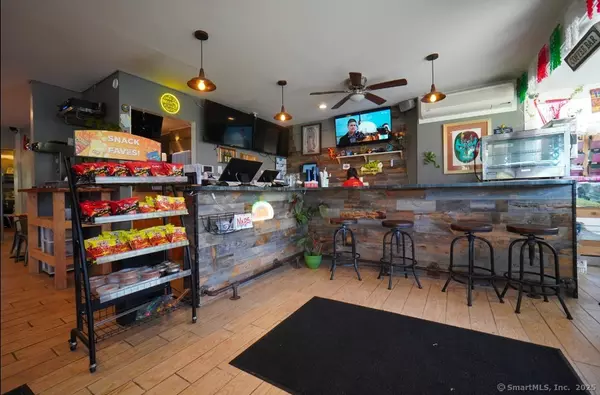 Middletown, CT 06457,129 Church Street