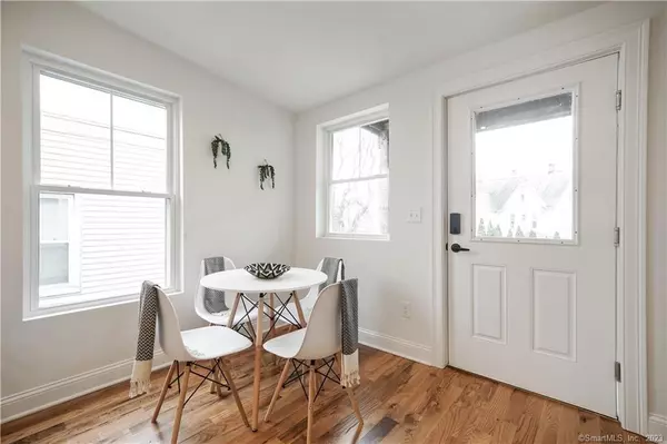 Stamford, CT 06902,75 Henry Street #3West