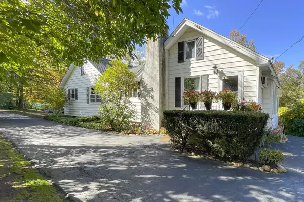 399 West Woods Road, Hamden, CT 06518