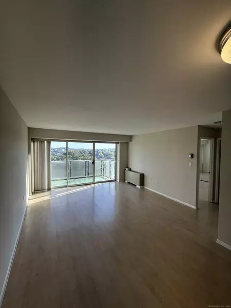 30 Woodland Street #APT 12P, Hartford, CT 06105