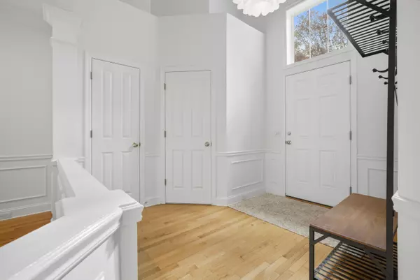 Canton, CT 06019,3 Bridle Path