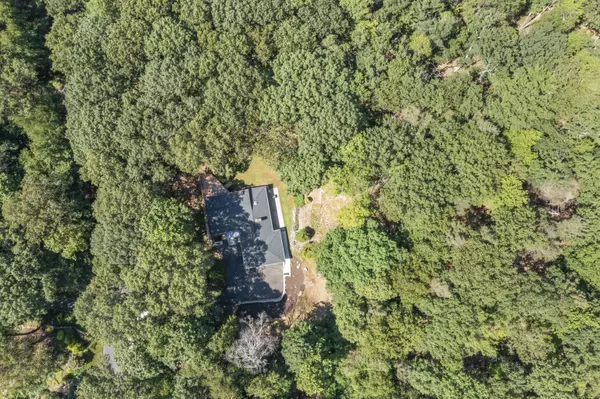 Easton, CT 06612,83 Buck Hill Road