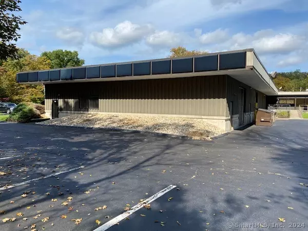 Hamden, CT 06518,10 Broadway