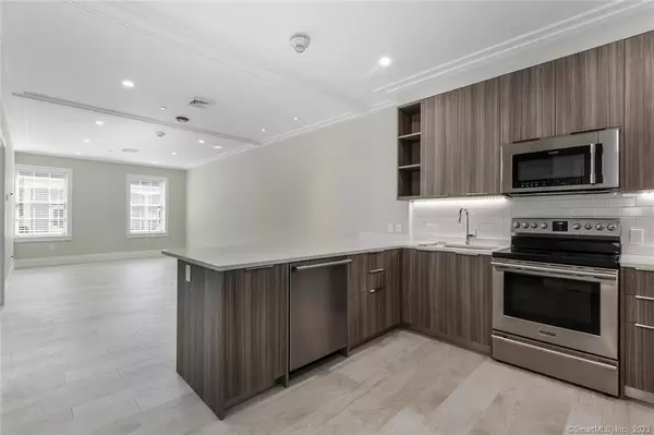 1990 Bronson Road #2, Fairfield, CT 06824