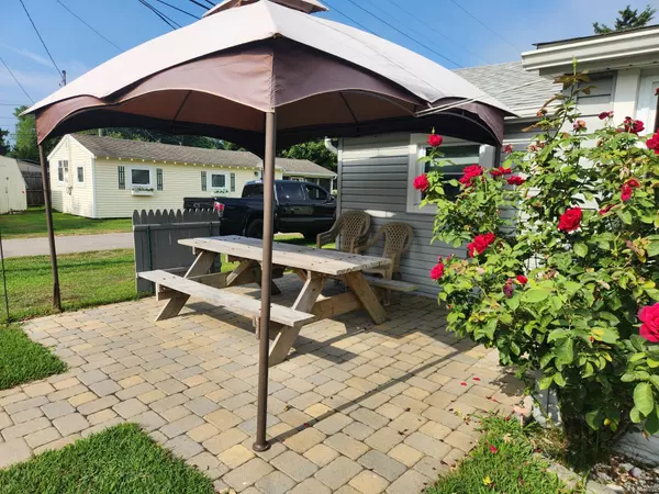 Madison, CT 06443,73 South Street