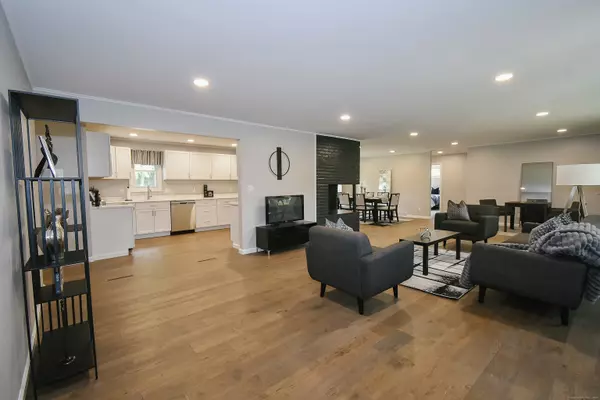 680 Kennedy Road, Windsor, CT 06095