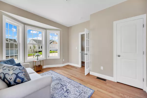 Middletown, CT 06457,145 Webster Lane #2-41