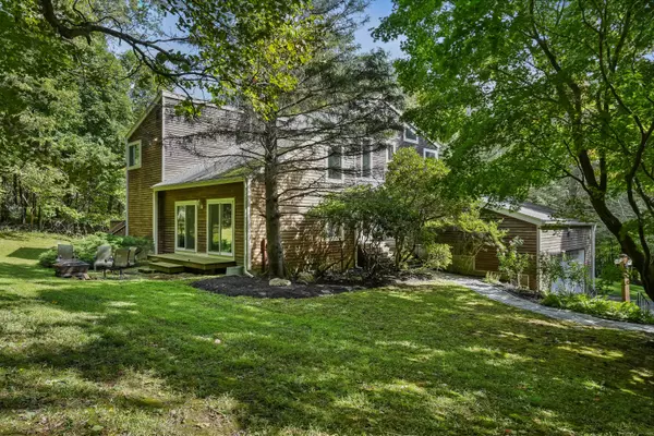 Redding, CT 06896,15 Bartram Drive