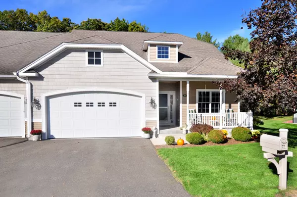 77 Hunt Glen Drive #77, Granby, CT 06035