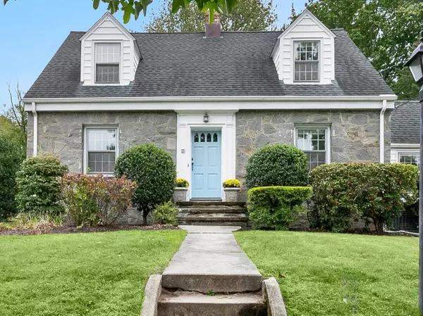 42 Green Knolls Lane, Fairfield, CT 06824