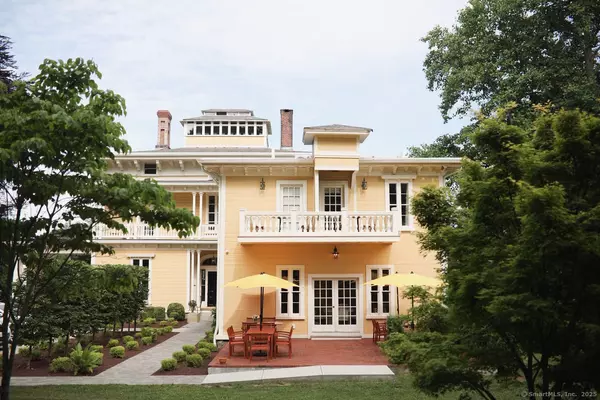 Groton, CT 06355,15 Elm Street