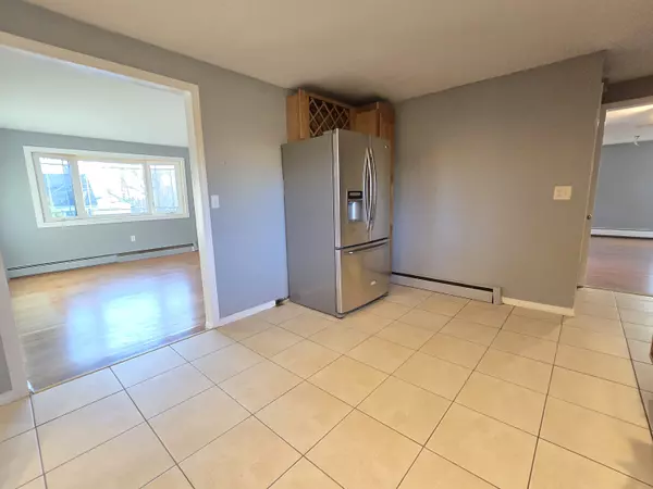 East Hartford, CT 06108,207 Arnold Drive