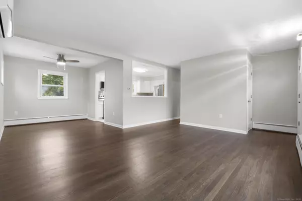 West Haven, CT 06516,24 Kaye Road