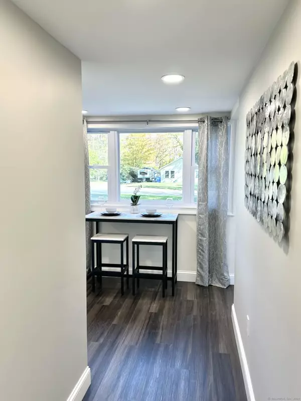 Westbrook, CT 06498,257 Pond Meadow Road