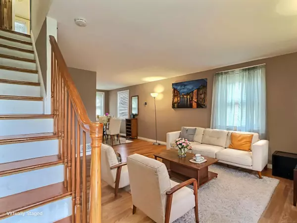 East Haven, CT 06512,364 Main Street #47