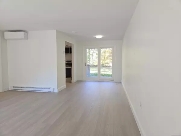 Guilford, CT 06437,76 Wauwinet Trail #76