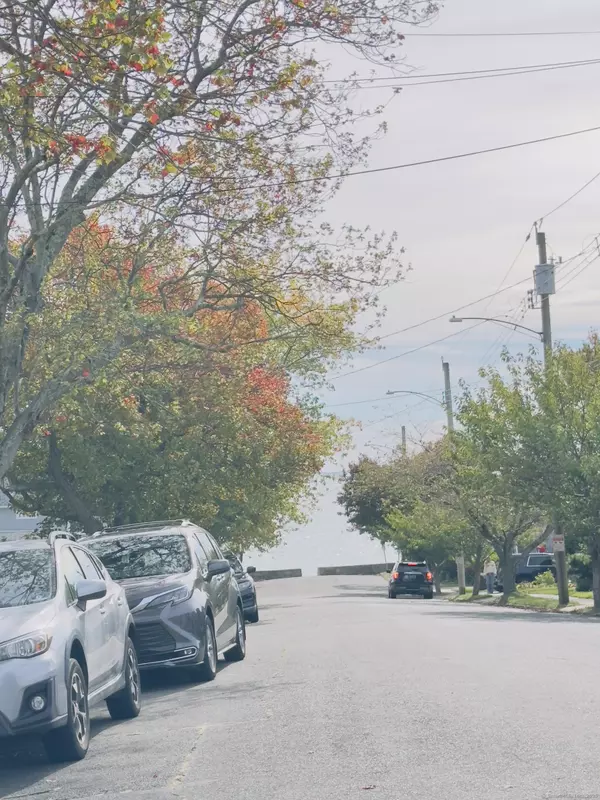 West Haven, CT 06516,281 Ocean Avenue