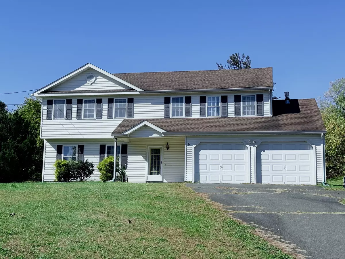 East Granby, CT 06026,6 Spoonville Road