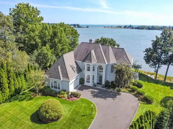 19 Weeds Landing, Darien, CT 06820