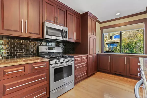 Stratford, CT 06614,375 Piute Lane #A