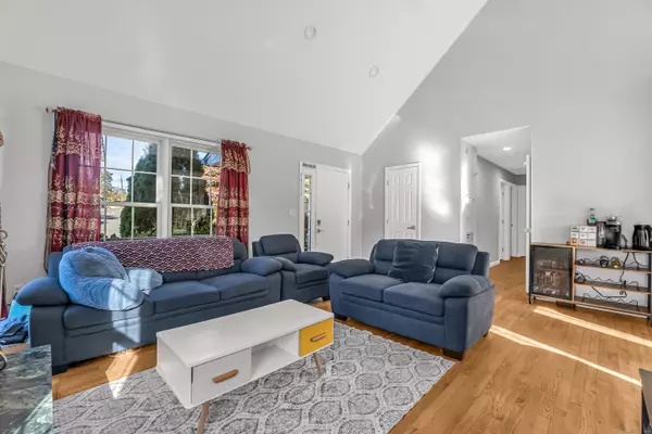 Derby, CT 06418,195 Marshall Lane