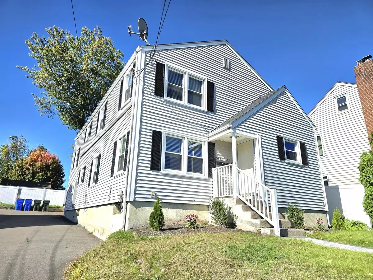 West Hartford, CT 06119,387 Quaker Lane South