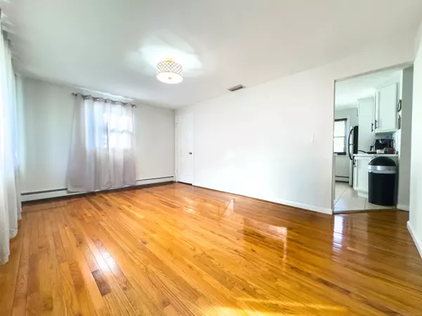 Middletown, CT 06457,59 Westfield Terrace