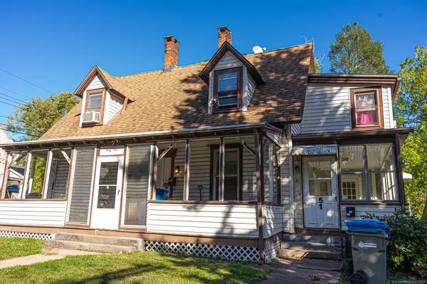 51 Cedar Street, Manchester, CT 06040