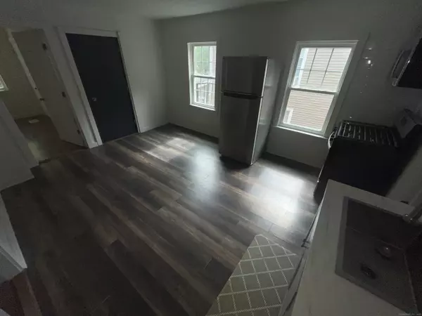 New Haven, CT 06511,212 Newhall Street #2