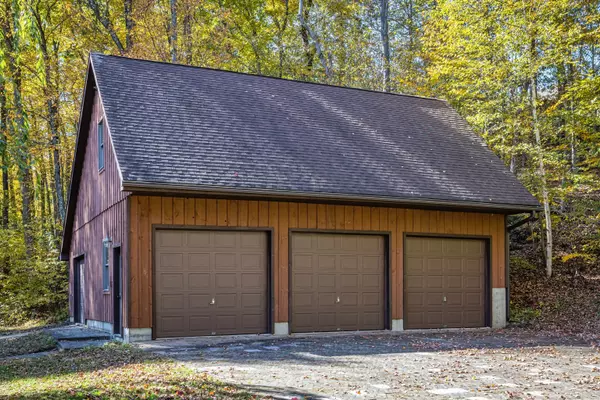 Bolton, CT 06043,26 Enrico Road