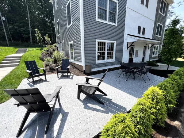 Middletown, CT 06457,179 Butternut Street