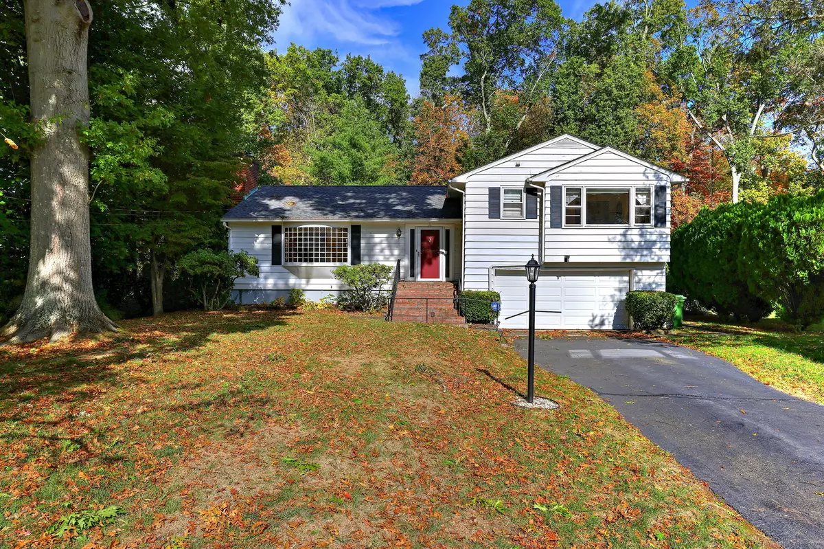 Hamden, CT 06517,410 Waite Street