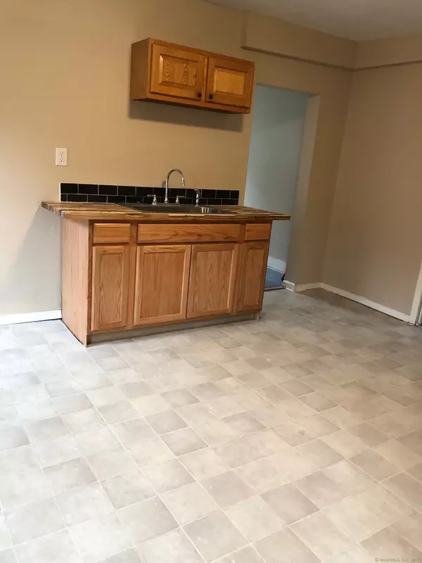 New Britain, CT 06051,119 Glen Street #3