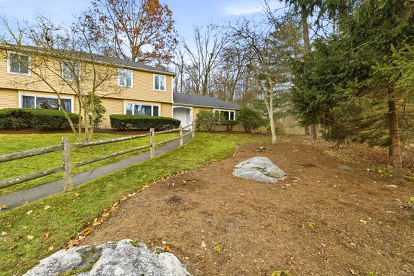 Essex, CT 06442,20 Comstock Avenue #APT 3D