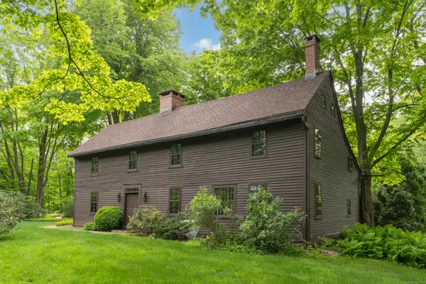 North Branford, CT 06472,60 Spruce Road